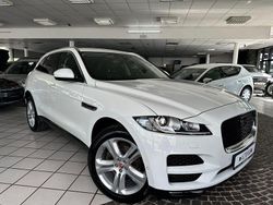 Fuji/polaris white Gebraucht 2017 Jaguar F-Pace Portfolio SUV | 24.950 € (Fairer Preis)