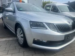 Silber Gebraucht 2019 Skoda Octavia Soleil Kombi | 13.990 € (Fairer Preis)