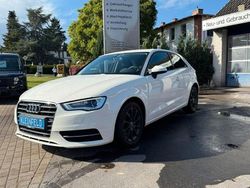 Amalfiweiss Gebraucht 2012 Audi A3 Attraction Limousine | 10.980 € (Fairer Preis)