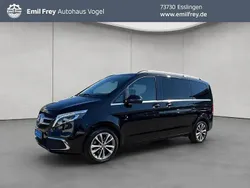 Schwarz Gebraucht 2021 Mercedes V300 Avantgarde Van / Kleinbus | 57.940 € (Fairer Preis)