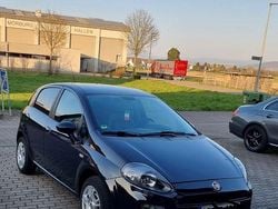 Blau Gebraucht 2012 Fiat Grande Punto Kleinwagen | 1.750 € (Superpreis)