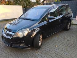 Schwarz Gebraucht 2005 Opel Zafira Van / Kleinbus | 1.800 € (Guter Preis)