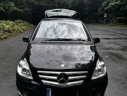 Schwarz Gebraucht 2010 Mercedes B180 Van / Kleinbus | 5.600 € (Etwas zu teuer)