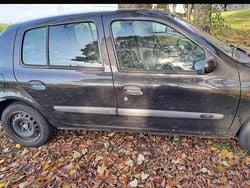 Gebraucht 2000 Renault Clio II Limousine | 1.000 € (Guter Preis)