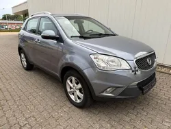 Grau Gebraucht 2013 Ssangyong Korando SUV | 2.950 € (Superpreis)