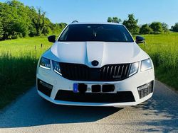 Weiß Gebraucht 2018 Skoda Octavia RS Kombi | 13.990 € (Fairer Preis)