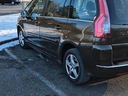 Braun Gebraucht 2013 Citroën Grand C4 Picasso Van / Kleinbus | 6.800 € (Teuer)
