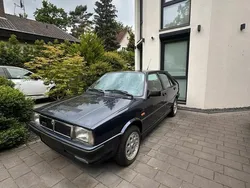 Blau Gebraucht 1992 Lancia Delta Limousine | 19.999 €