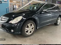Schwarz Gebraucht 2008 Mercedes R280 Van / Kleinbus | 3.998 €