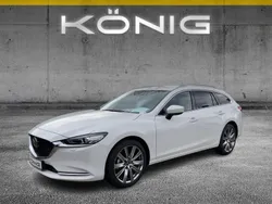 Weiß Gebraucht 2024 Mazda 6 Exclusive-Line Kombi | 31.990 € (Guter Preis)