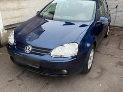 Blau Gebraucht 2006 VW Golf V Kleinwagen | 2.699 € (Fairer Preis)