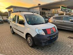 Weiß Gebraucht 2012 Renault Kangoo Basis Van / Kleinbus | 5.499 € (Etwas zu teuer)