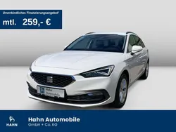 "candy" weiss Gebraucht 2022 Seat Leon Style Kombi | 20.460 € (Fairer Preis)