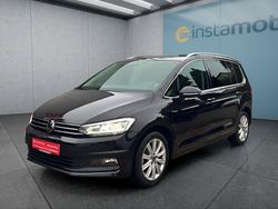 Schwarz Gebraucht 2024 VW Touran Van / Kleinbus | 34.799 € (Fairer Preis)