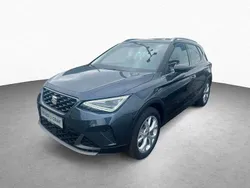 Magnetic grau / midnight sc... Gebraucht 2024 Seat Arona FR SUV | 24.950 € (Fairer Preis)