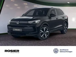 Schwarz / deep black Gebraucht 2024 VW Tiguan Goal SUV | 36.990 €