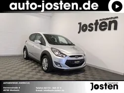 Silber (sleek silver / met (silber)) Gebraucht 2015 Hyundai ix20 Van / Kleinbus | 9.980 € (Fairer Preis)