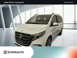 Bergkristallweiß metallic Gebraucht 2024 Mercedes V220 Style Van / Kleinbus | 64.950 €