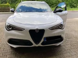 Weiß Gebraucht 2020 Alfa Romeo Stelvio Tech Edition SUV | 29.800 € (Superpreis)