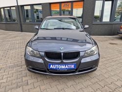 Grau Gebraucht 2005 BMW 330 Sport Line Limousine | 11.990 € (Etwas zu teuer)