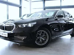 Schwarz Gebraucht 2024 BMW 520 Sport Line Limousine | 47.949 € (Superpreis)
