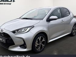 Silber Gebraucht 2025 Toyota Yaris Hybrid Comfort Limousine | 27.990 € (Etwas zu teuer)
