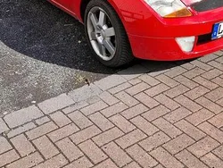 Rot Gebraucht 2005 Ford StreetKa Cabrio | 2.900 € (Etwas zu teuer)