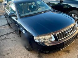 Blau Gebraucht 2003 Audi A4 Limousine | 1.900 € (Guter Preis)