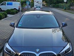 Grau Gebraucht 2020 BMW 118 Kleinwagen | 18.500 € (Guter Preis)