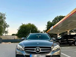 Grau Gebraucht 2017 Mercedes C220 Kombi | 15.950 € (Fairer Preis)