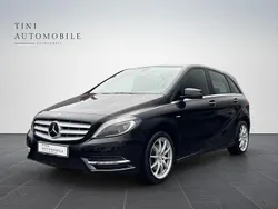 Schwarz Gebraucht 2012 Mercedes B200 Van / Kleinbus | 13.999 € (Fairer Preis)