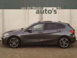 Grau Gebraucht 2021 BMW 118 Executive Kleinwagen | 19.952 € (Teuer)