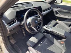 Weiß Gebraucht 2024 BMW X1 SUV | 52.900 € (Teuer)