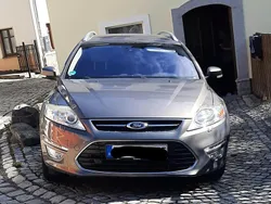 Braun Gebraucht 2011 Ford Mondeo Kombi | 8.500 € (Teuer)