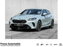 Grau Neu 2025 BMW 120 M Sport Kleinwagen | 43.990 € (Teuer)