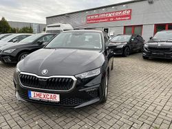 Race blue metallic Gebraucht 2025 Skoda Scala Style Kleinwagen | 27.990 € (Etwas zu teuer)