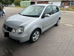 Silber Gebraucht 2004 VW Polo Cricket Limousine | 1.700 € (Fairer Preis)