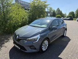 Grau (schiefer grau) Gebraucht 2021 Renault Clio V Experience Limousine | 14.990 € (Etwas zu teuer)