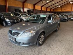 Grau Gebraucht 2012 Skoda Octavia GreenLine Limousine | 3.500 € (Superpreis)