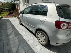Grau Gebraucht 2010 VW Golf Plus Van / Kleinbus | 3.899 € (Guter Preis)