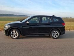 Schwarz Gebraucht 2020 BMW X1 Advantage SUV | 21.990 € (Fairer Preis)