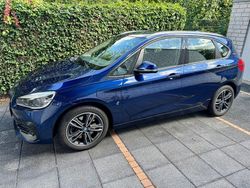 Blau Gebraucht 2019 BMW 225 Active Tourer iPerformance Van / Kleinbus | 16.000 € (Guter Preis)