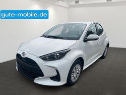 Weiß Neu 2025 Toyota Yaris Hybrid Business Edition Limousine | 24.999 € (Guter Preis)