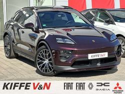 Kupferrubin metallic Gebraucht 2024 Porsche Macan SUV | 112.000 € (Teuer)