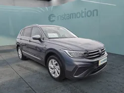 Grau Gebraucht 2024 VW Tiguan Allspace Life SUV | 36.180 € (Fairer Preis)