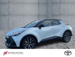 Platinum weiß perleffekt / dac Gebraucht 2023 Toyota C-HR Team SUV | 27.990 € (Fairer Preis)
