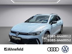 Blau Gebraucht 2025 VW Golf VIII R-line Kombi | 46.960 €
