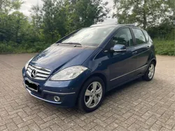 Blau Gebraucht 2012 Mercedes A180 Avantgarde Limousine | 4.499 €