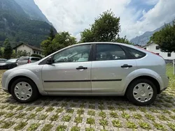 Silber Gebraucht 2006 Ford Focus Limousine | 4.200 € (Fairer Preis)