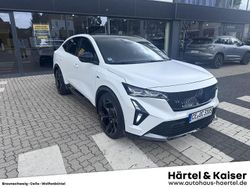 Perlmuttweiß satiniert, black pearlschwarz metal (schwarz) Gebraucht 2025 Renault Rafale SUV | 51.690 € (Etwas zu teuer)